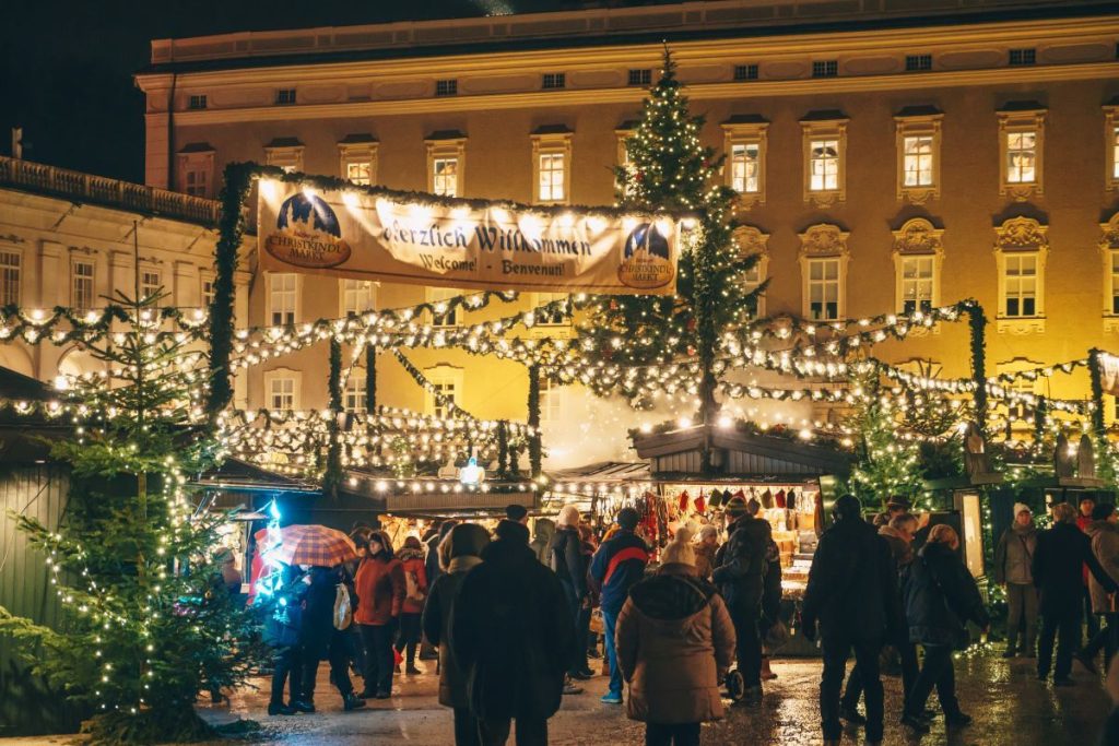 5 Reasons to Celebrate Christmas in the Alps: A Winter Wonderland Awaits