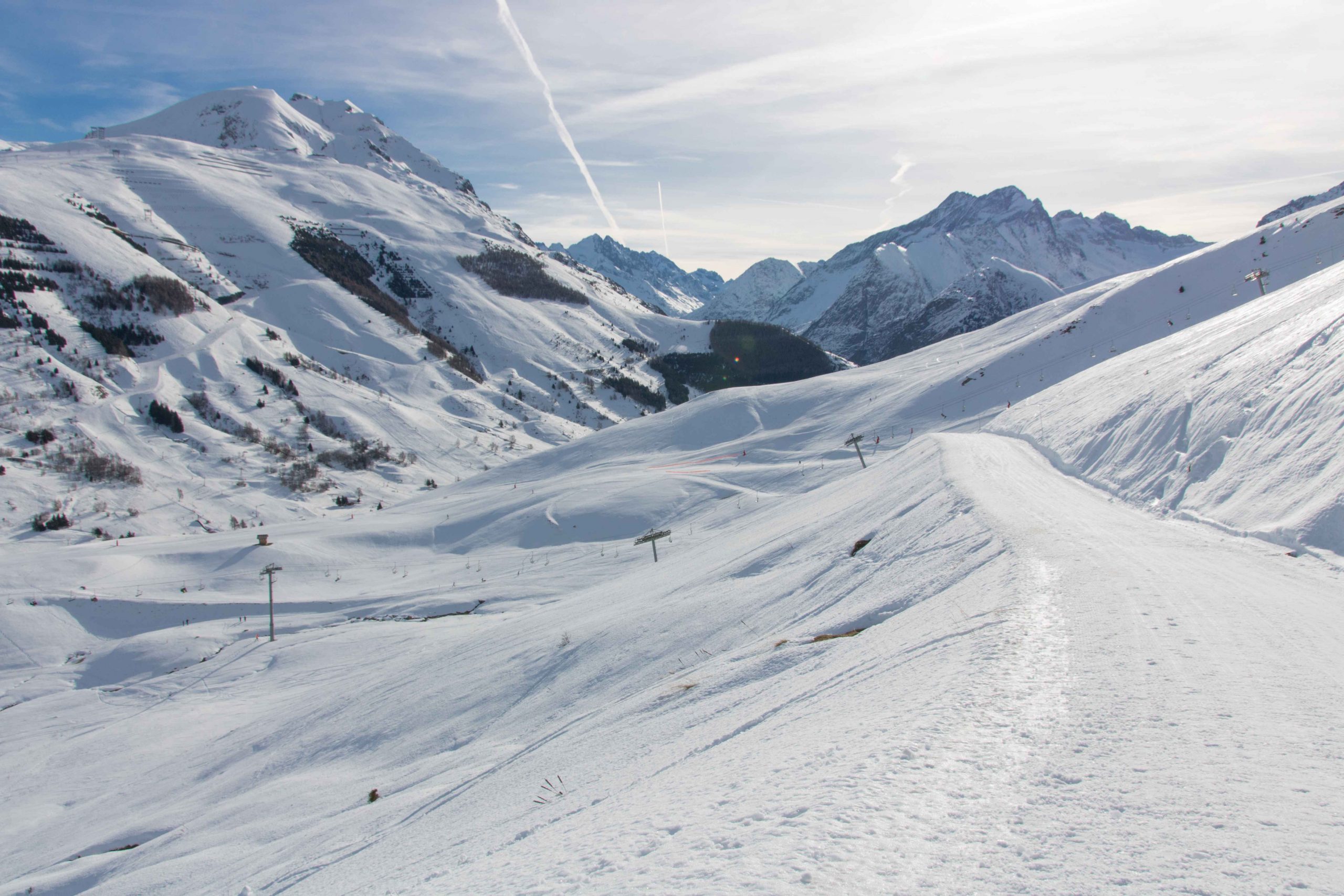 Grenoble to Les Deux Alpes transfers in the snow