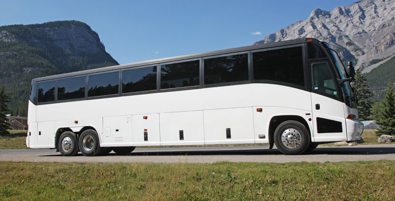 Val D'Isere Coach Airport Transfers to Geneva, Lyon, and Chambery Airports